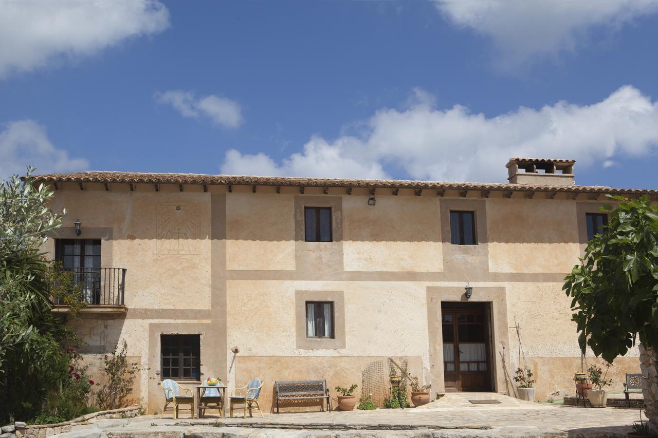 Agroturismo Sa Duaia Arta Exterior photo